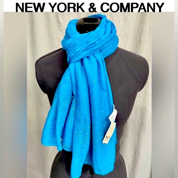 NEW YORK & COMPANY gauze crinkle scarf/shawl blue w/sparkle size 66 x 38 NWT - Picture 7 of 7